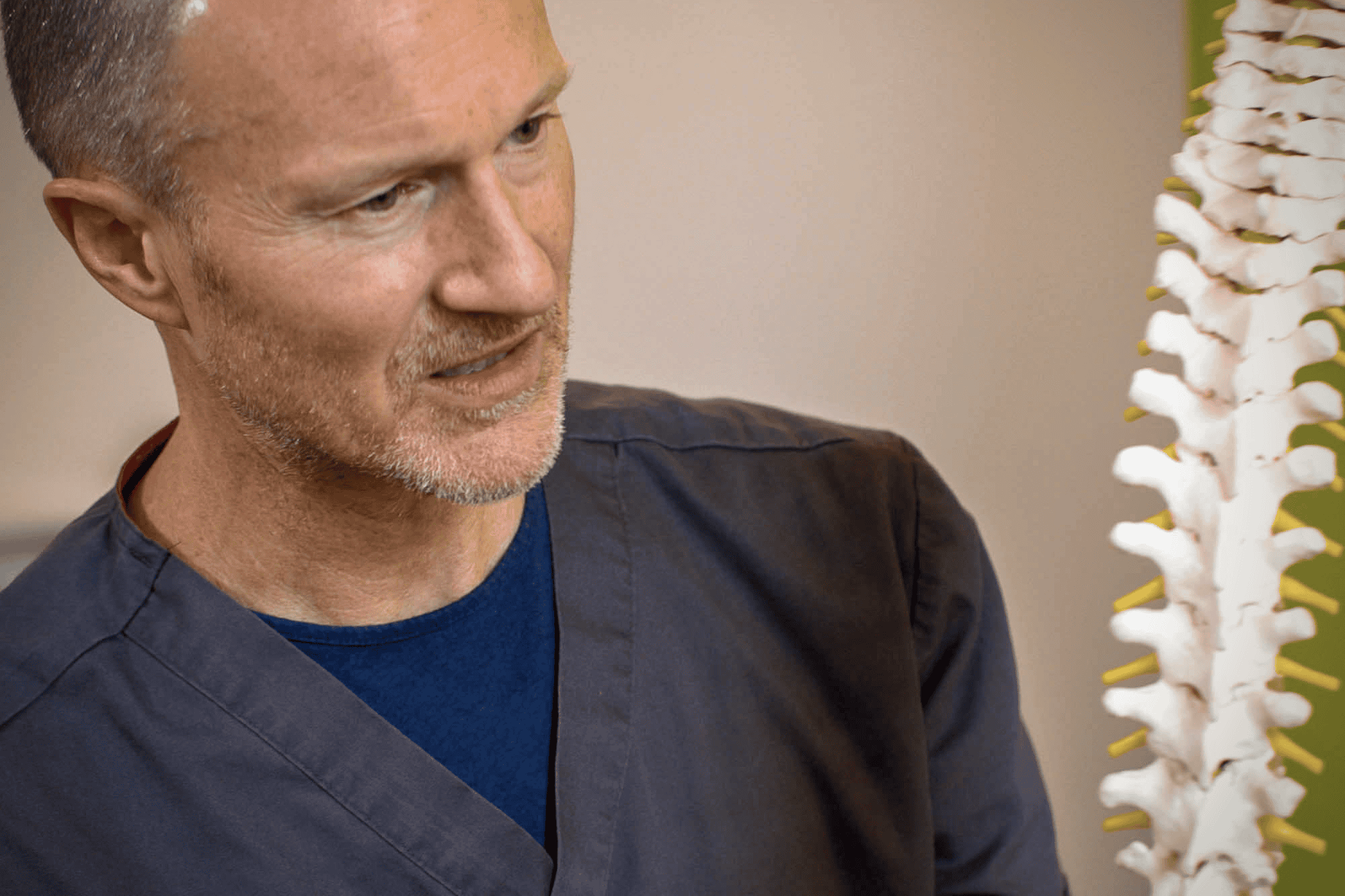 John Mallinder of Osteopathy London explaining sciatica